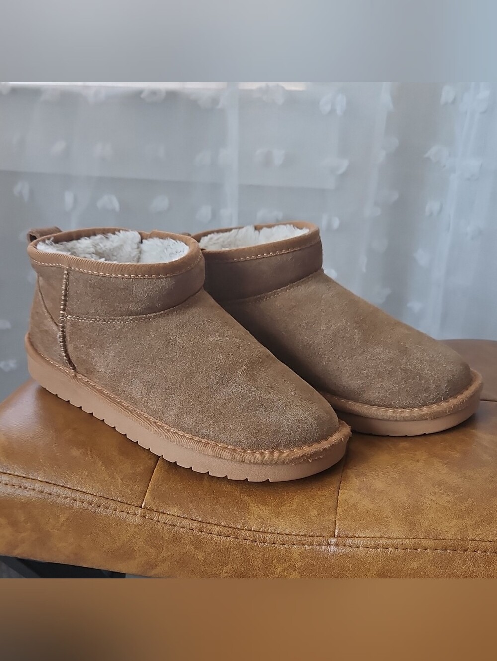 Women's Fleece-Lined Slip-On Slippers - Tan